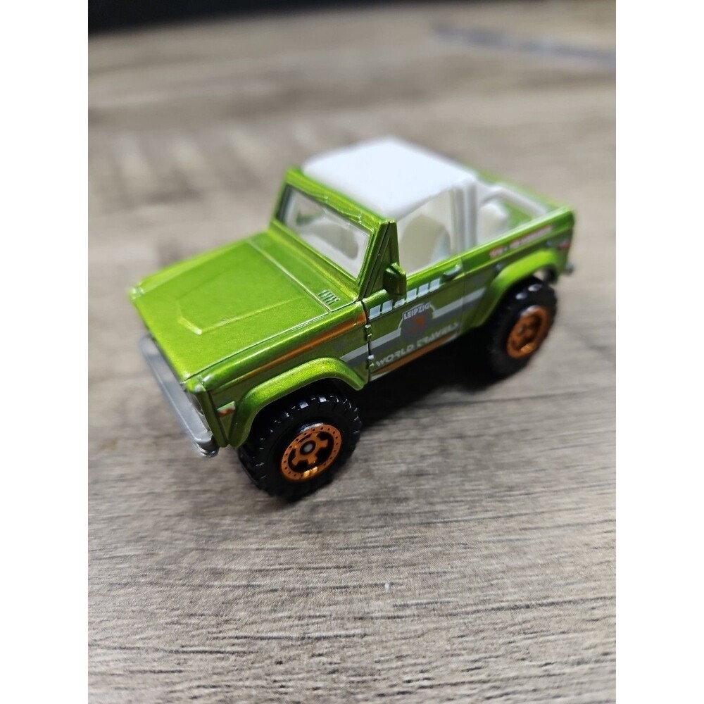 Hot Wheels72 Ford Bronco 4X4 Green Diecast 1/64 Mattel Loose Toy Car